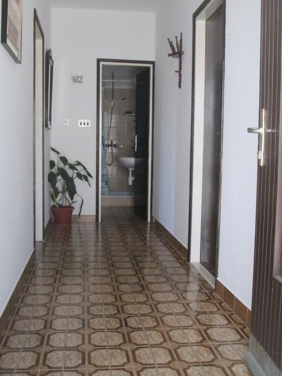 Apartmani Jordana Комижа Номер фото