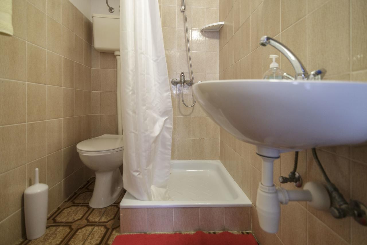 Apartmani Jordana Комижа Экстерьер фото