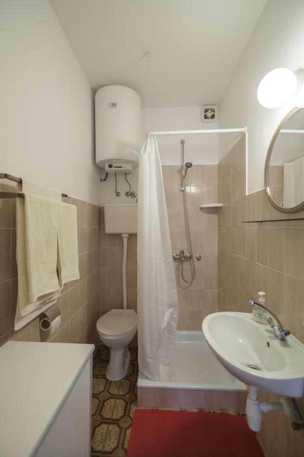Apartmani Jordana Комижа Экстерьер фото